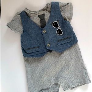 Miniclasix 9m romper with printed design